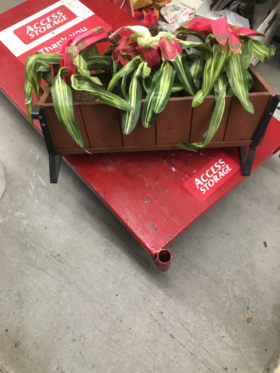 SOLID WOOD FLOWER BOX | Outdoor Décor | Mississauga / Peel Region ...