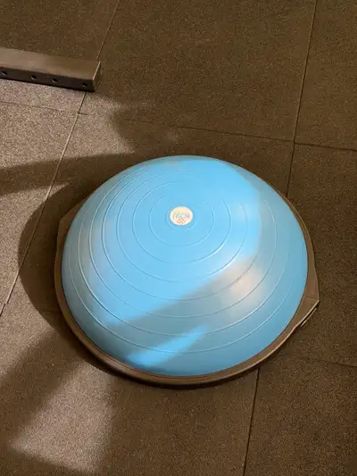BOSU Balance Trainer – Excellent Condition, View more