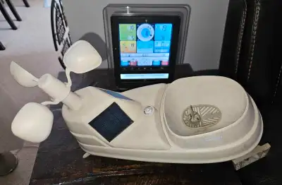 ACURITE WEATHER STATION RAIN WIND TEMPERATURE GAUGES, View more