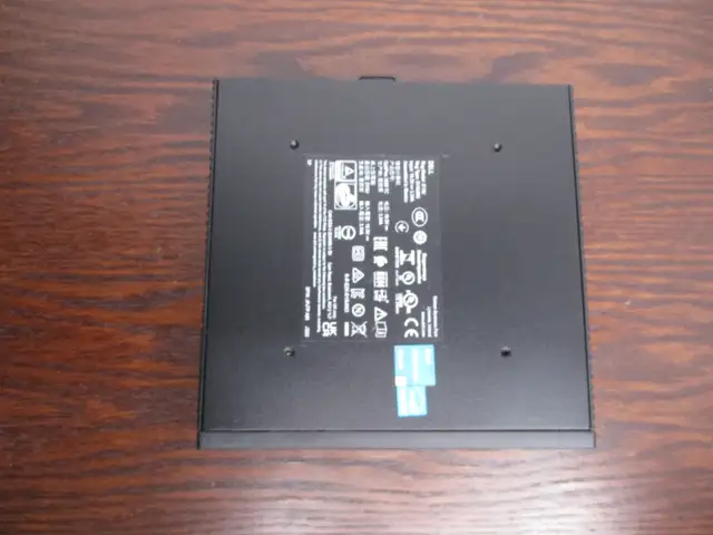 Dell Optiplex 3000 Mini PC Computer N6005 8GB 256GB Wi-Fi Win11 in Desktop Computers in Markham / York Region - Image 6