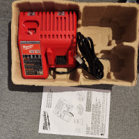 Milwaukee Battery Charger NEW M18 M12