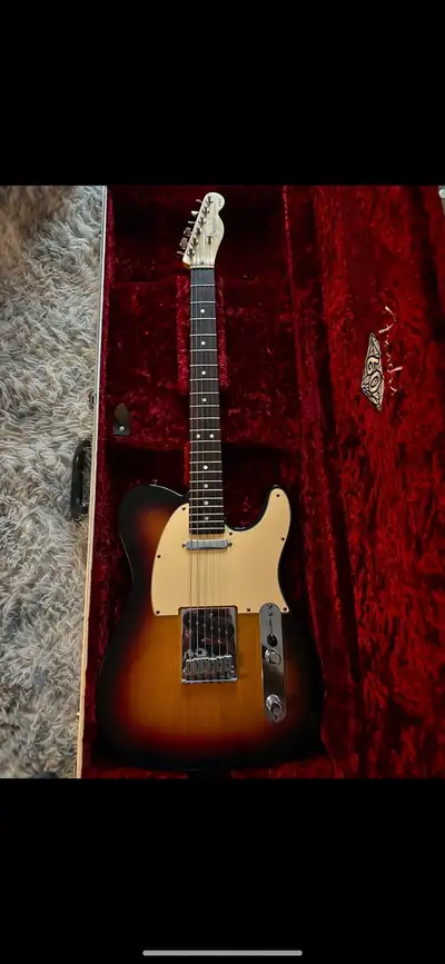 Fender USA diamond anniversary telecaster, View more