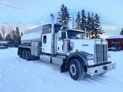 Year 2014 Mileage 710,000km Hours estimated at 17,000 (ECM was changed) Engine was overhauled around...