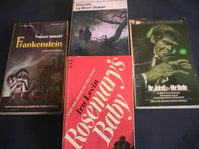 HORROR CLASSICS Vintage Paperback Collection (discount promo), View more
