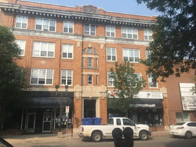 Recently Renovated 2 Bedroom Executive Suite for Rent