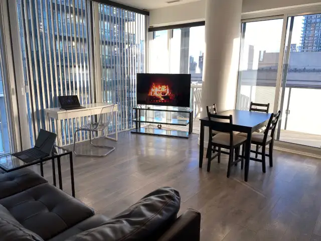 Female Only, Furnished Room–Yonge & College | All Inclusive in Room Rentals & Roommates in City of Toronto - Image 5