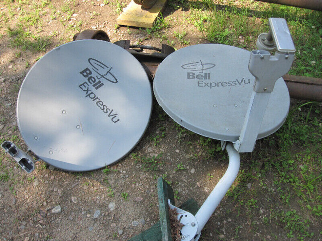 Satellite Dishes in Video & TV Accessories in North Bay