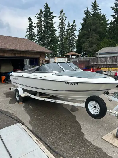 1996 Sunbird outboard with Johnson 90 HP motor WATER READY!! Sits up to 6 passengers Runs smooth no...
