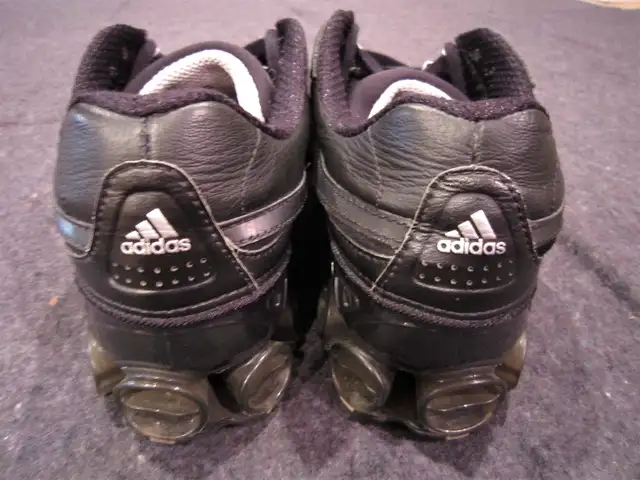 Mens adidas BOUNCE Running Shoes Size 10 in Men's Shoes in Oakville / Halton Region - Image 4