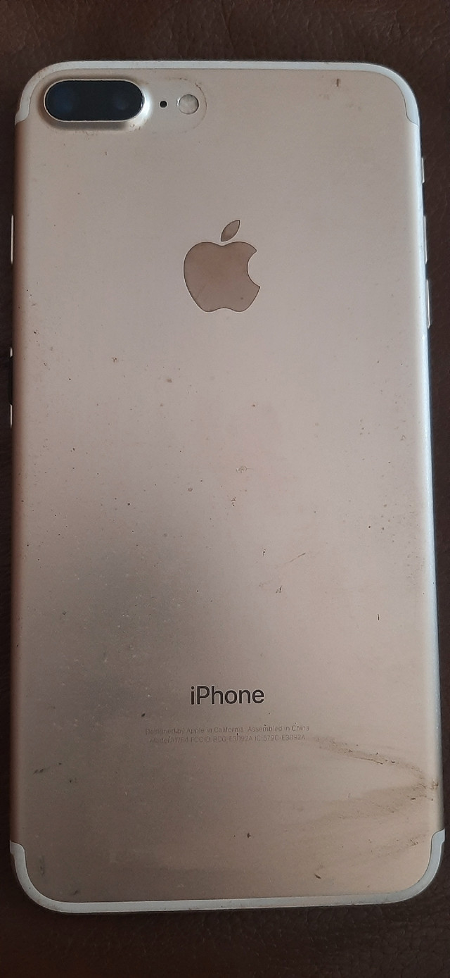Apple iPhone 7 plus - 128gb in Cell Phones in Hamilton - Image 3