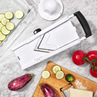 OXO 1155700 Good Grips V-Blade Mandoline Slicer, Set of 1, Whit