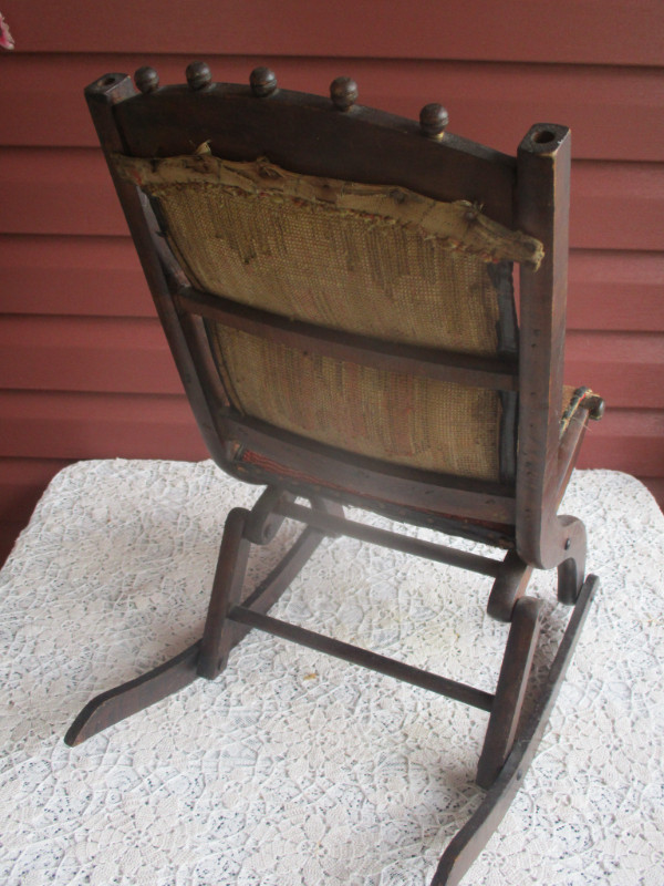 Antique Childs Folding Tapestry Carpet Rocking Chair in Chairs & Recliners in New Glasgow - Image 2