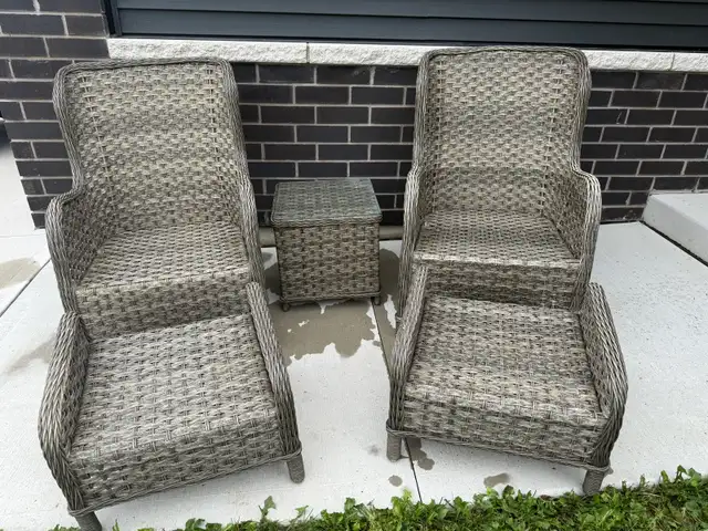 wicker set
