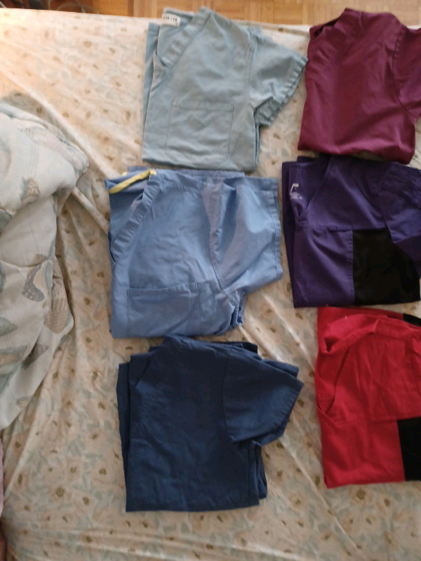 Scrub tops or shirts in Other in City of Toronto - Image 2