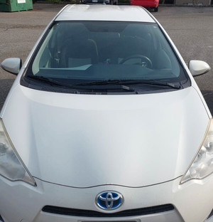 2012 Toyota Prius c 4D Technology 
