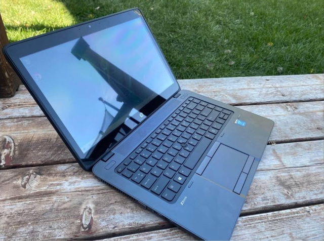 Slim i7 HP Zbook 14 Windows 11 Office 2024 laptop