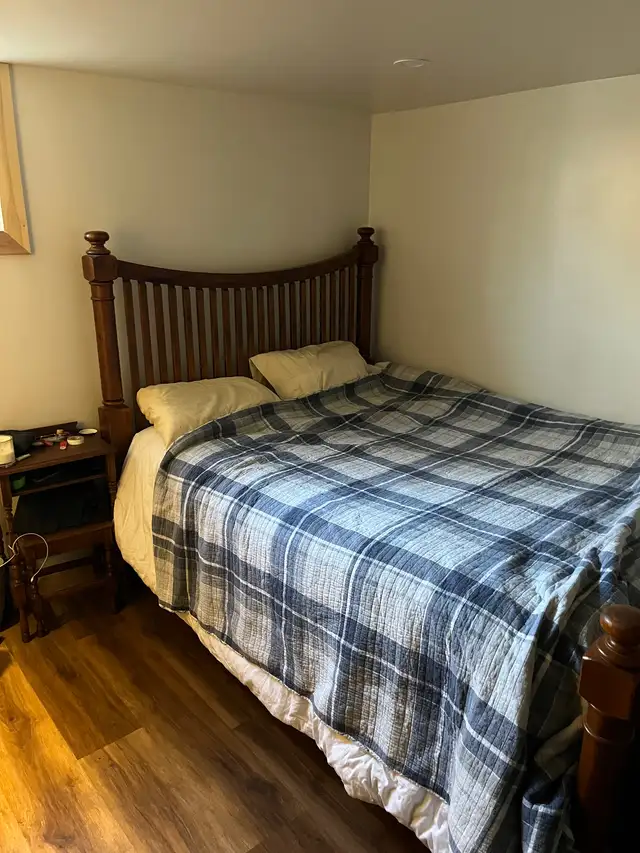 Room for rent in quiet neighbourhood in Room Rentals & Roommates in Peterborough - Image 6