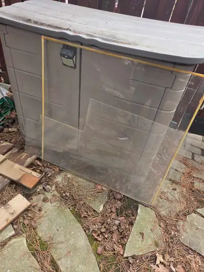 Free Plexiglass ( Maybe  solarium?), View more