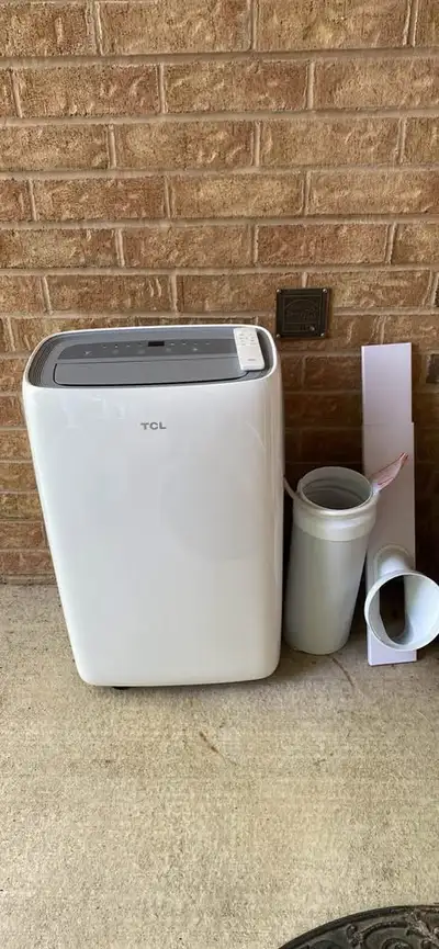 TCL Portable Air Conditioner 12,000 BTU w/Remote (Smiths Falls), View more