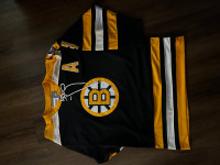 Bobby Orr Boston bruins jersey size 50