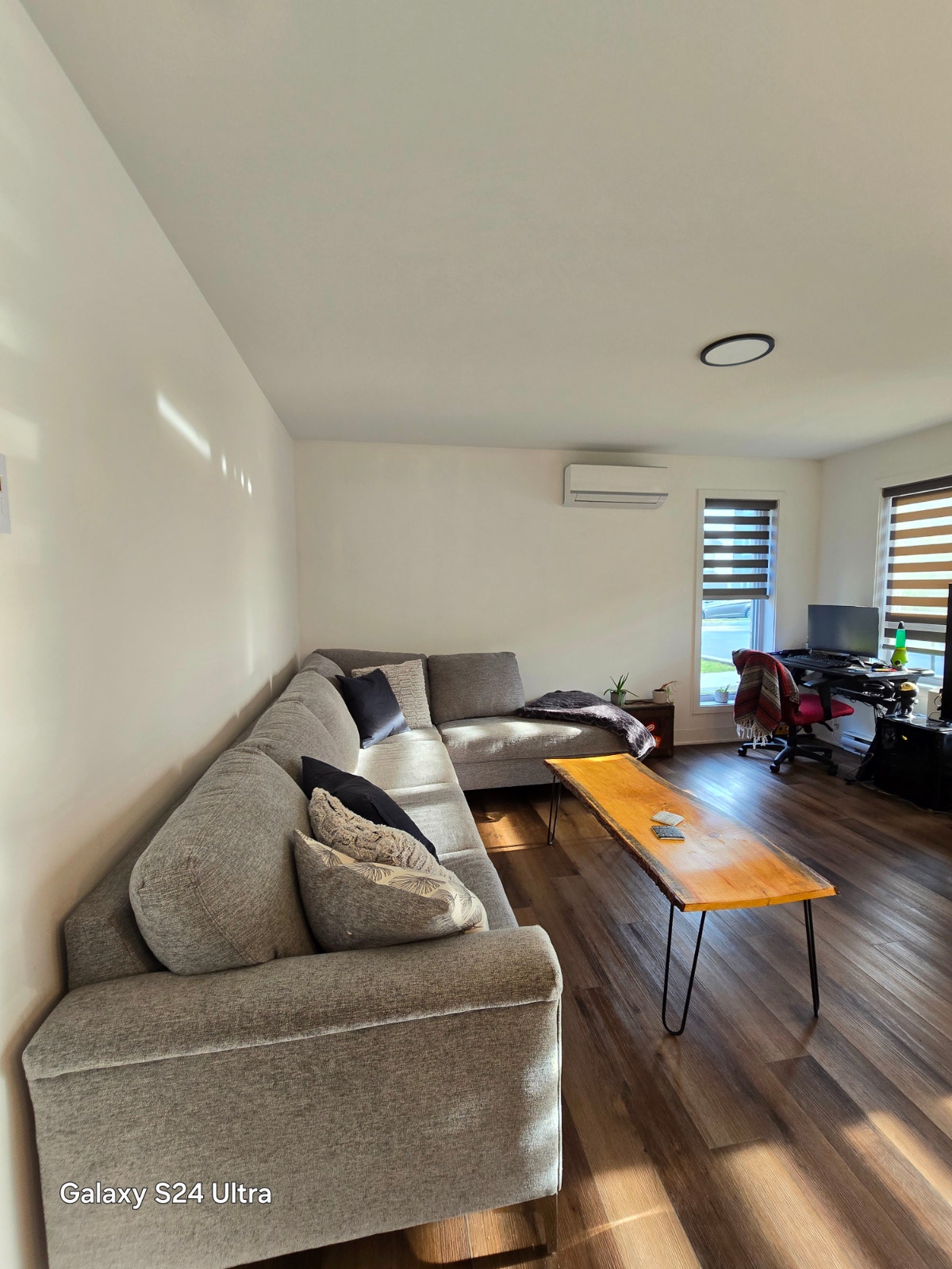 Appartement à louer - Grand 4 1/2 moderne et récent — photo 3