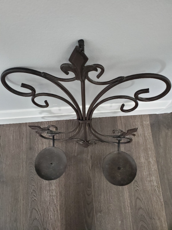 Wall Mounted Candle Holder in Home Décor & Accents in Hamilton - Image 3