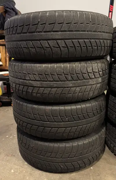 Toyota winter tires and rims with a lug diameter of 114.3mm and a hub‐bore diameter is 60.1 mm. Tire...