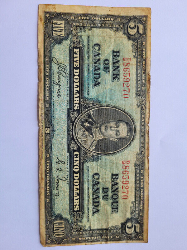 1937 Canada $5.00 bill in Arts & Collectibles in Grande Prairie