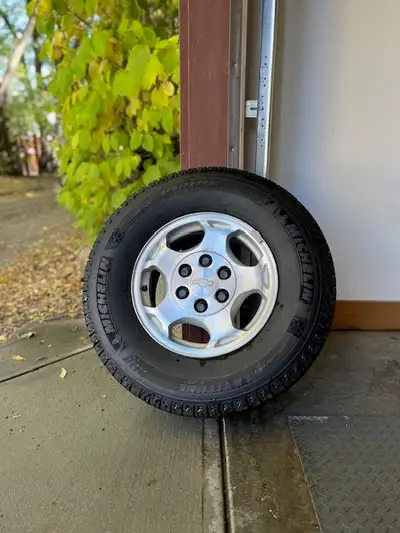OEM Chev rims and Michelin Winter tires. Fit a wide variety of GM and other manufacturers with a 6-l...