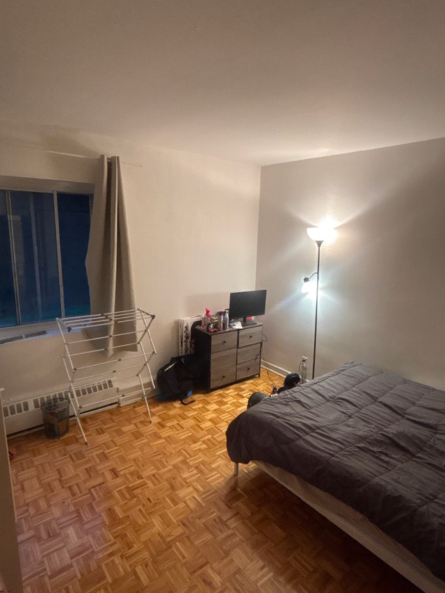 Chambre disponible en colocation – 4 1/2 à Côte-des-Neiges — photo 2
