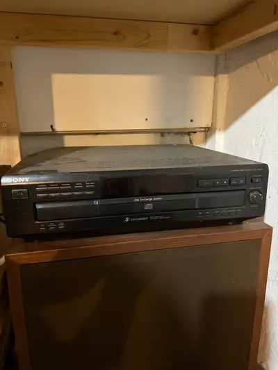 Sony 5 CD Changer, View more