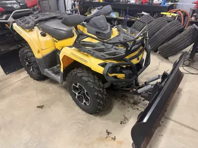 2013 XT1000 with quick attach plow (canam) and front and back racks. 1663 KM. Quad is in great shape...