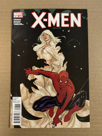 X-MEN #8 FIRST PRINT MARVEL COMICS (2011) SPIDER-MAN EMMA FROST