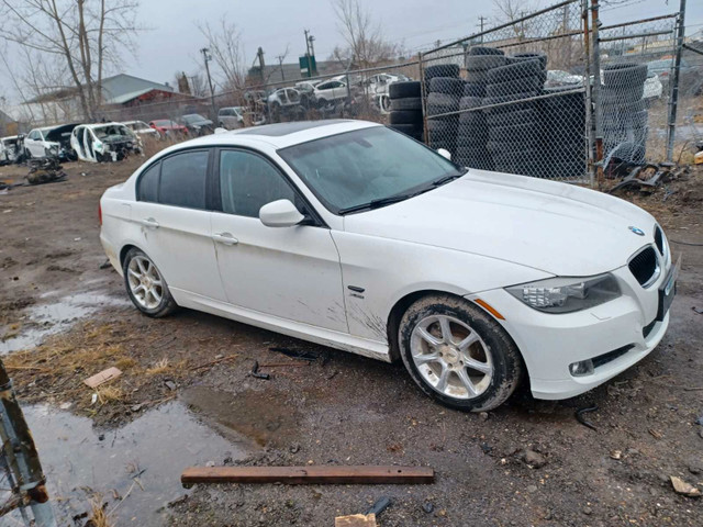 2011 BMW 328XI Standard Transmission  in Auto Body Parts in Winnipeg - Image 2