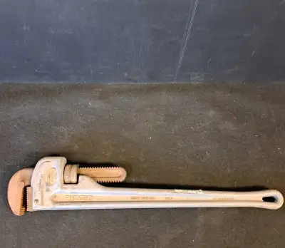 24" Ridgid Pipe Wrench (30425918), View more