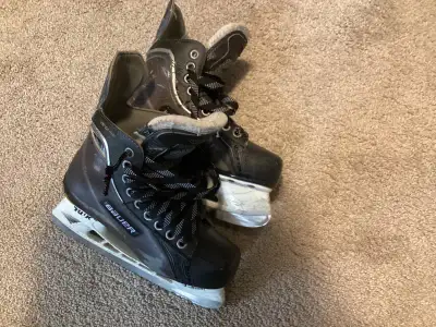 Ice skates size adult us- 5  , View more