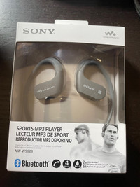 Sony NWWS623/B Sports MP3 Player with Bluetooth