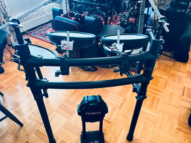 Roland electronic drums in Drums & Percussion in City of Toronto - Image 6