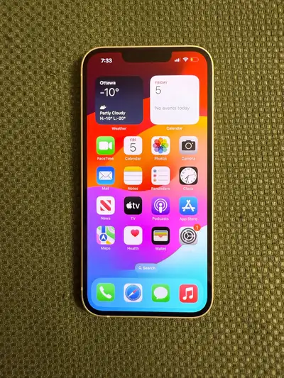 iPhone 13 128gb Starlight, View more