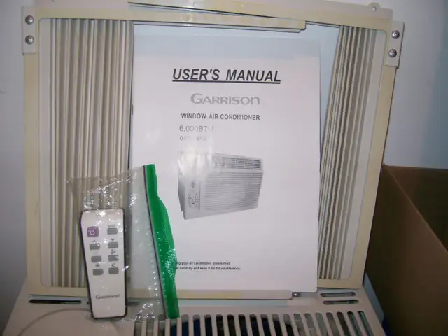 AIR CLIMATISER DE FENETRE PARFAITE CONDITION MARQUE GARRISON in Heaters, Humidifiers & Dehumidifiers in Shawinigan - Image 5