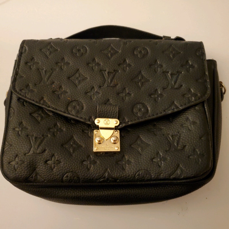 Purses Women's Bags & Wallets Ottawa Kijiji