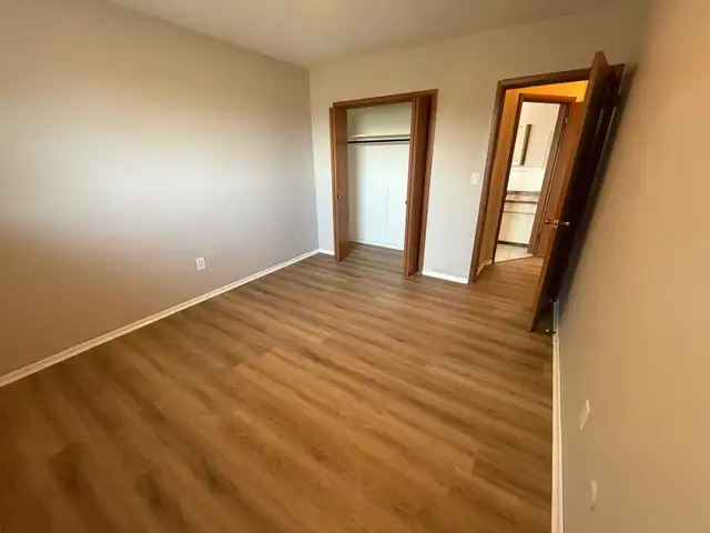 2 bedroom apartment all inclusive  in Long Term Rentals in Woodstock - Image 10