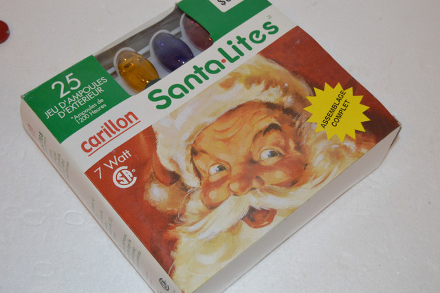 25 Outdoor Christmas Light Set 25FT Brand New with Gutter Hooks in Home Décor & Accents in Markham / York Region - Image 4