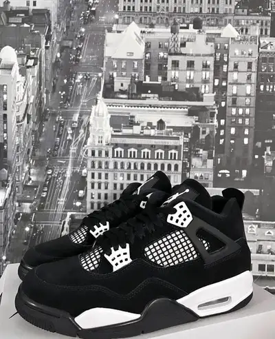 Jordan 4 Retro White Thunder , View more