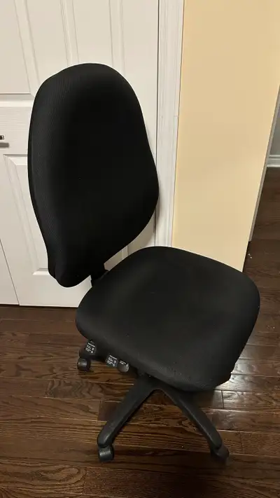 Big, sturdy office chair , View more