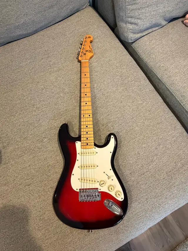 SX Vtg Series Guitar