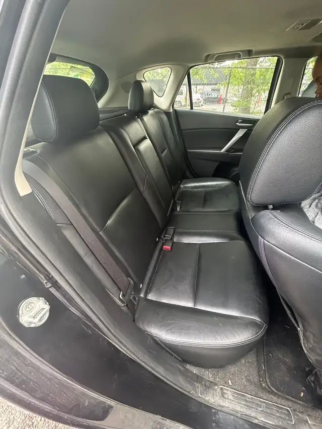 *** 2011 MAZDA 3 FOR SALE*** in Cars & Trucks in City of Toronto - Image 6