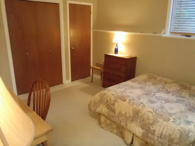 Furnished All-Inclusive Room in Shared Home Near U of Ottawa in Room Rentals & Roommates in Ottawa - Image 6