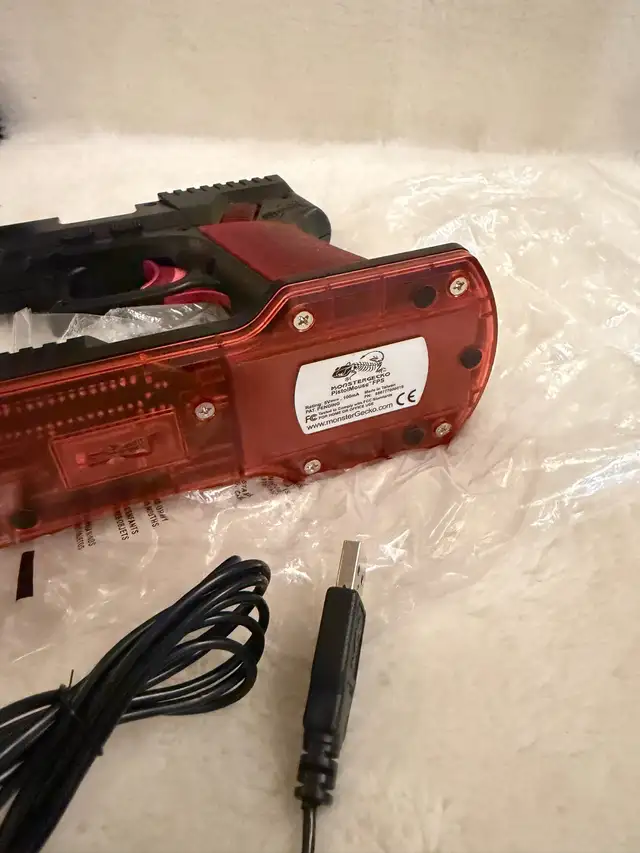 MonsterGecko Pistol Mouse588731219014461441