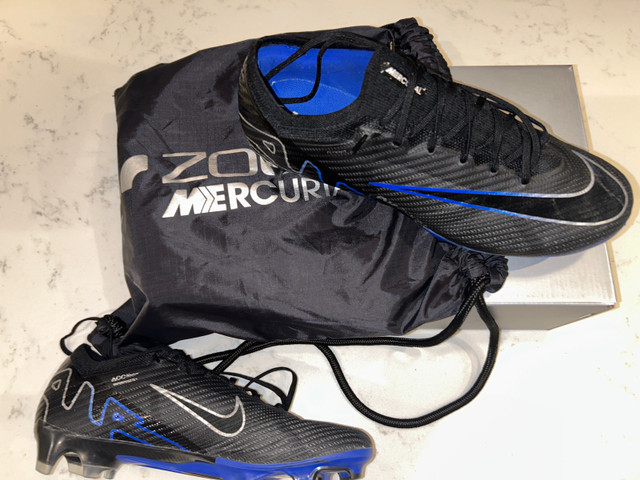 Size 9 Mens - Nike Zoom Mercurial Vapor 15 Elite FG (Black/Blue) in Soccer in Markham / York Region